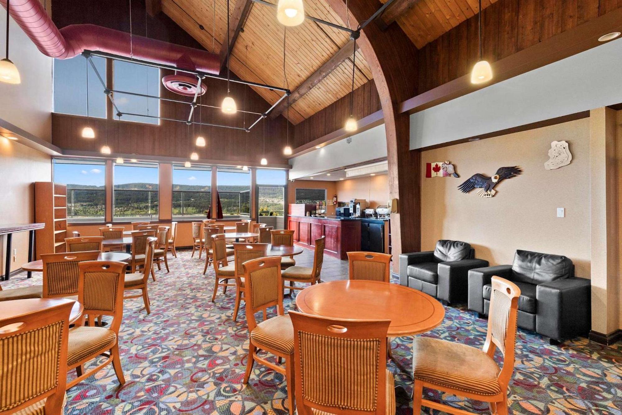 Coast Fraser Inn Williams Lake Exterior foto